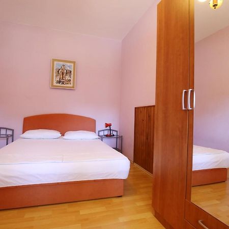 Apartmani Buca Биоград на Мору Екстериор снимка