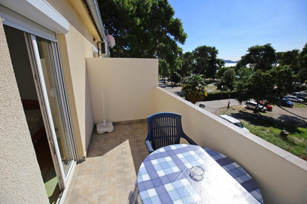 Apartmani Buca Биоград на Мору Екстериор снимка